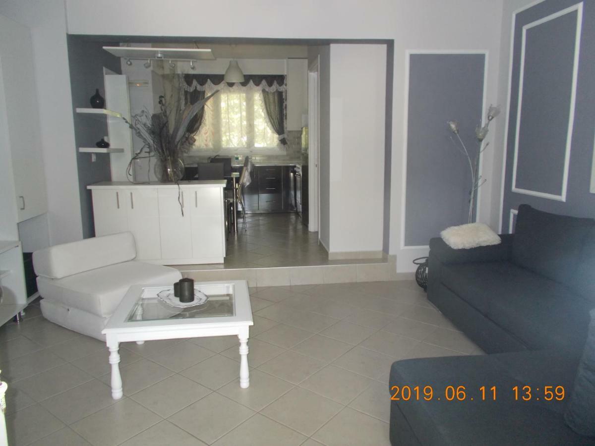 Iris Apartments Apolpaina Exterior photo